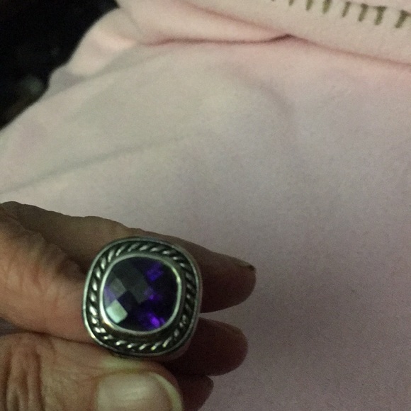 Ring - Picture 4 of 4